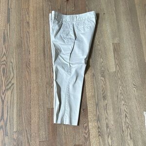 Banana Republic Women’s Cropped Tan Pants (J9)